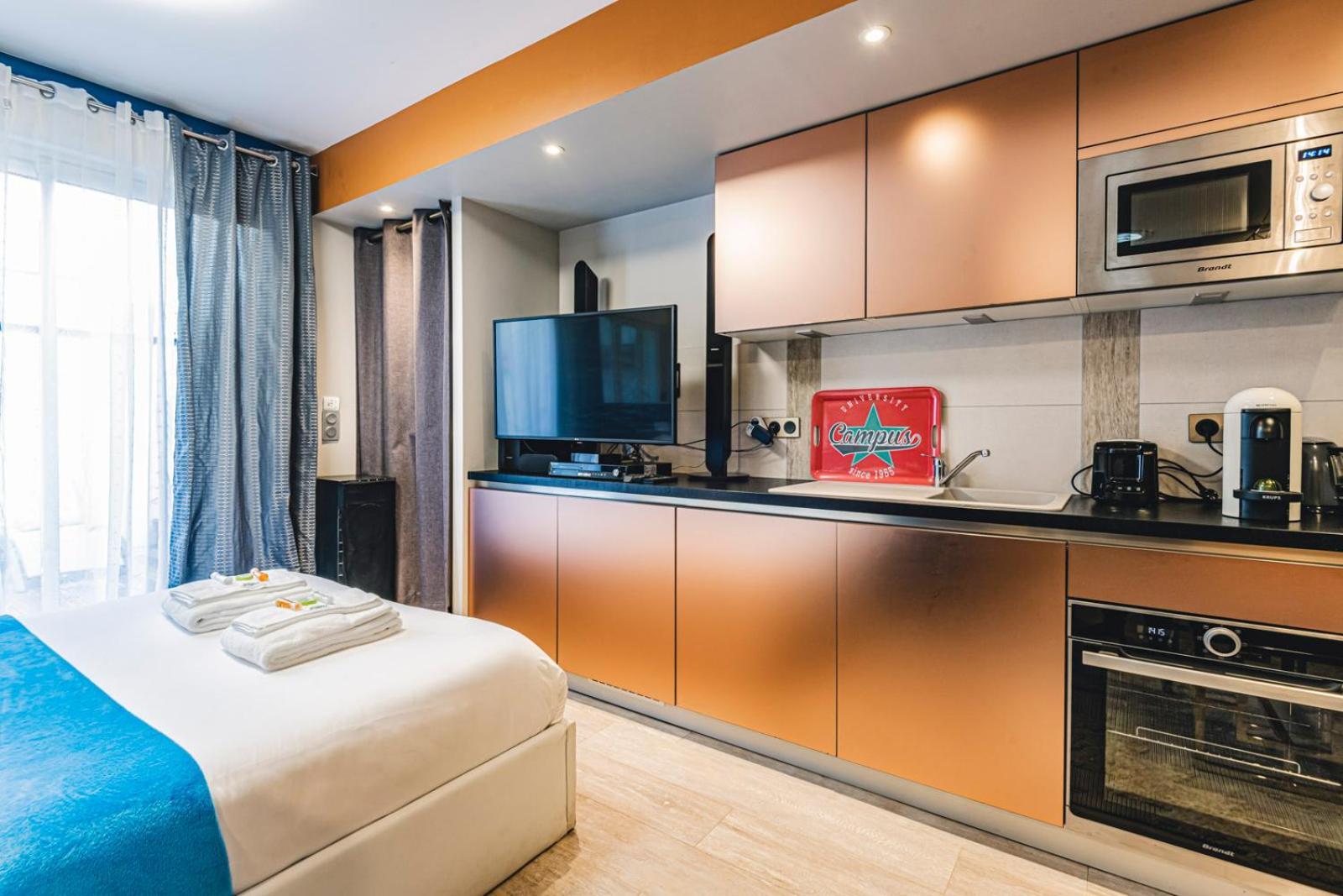 Mv Suite & Spa Reims Room photo